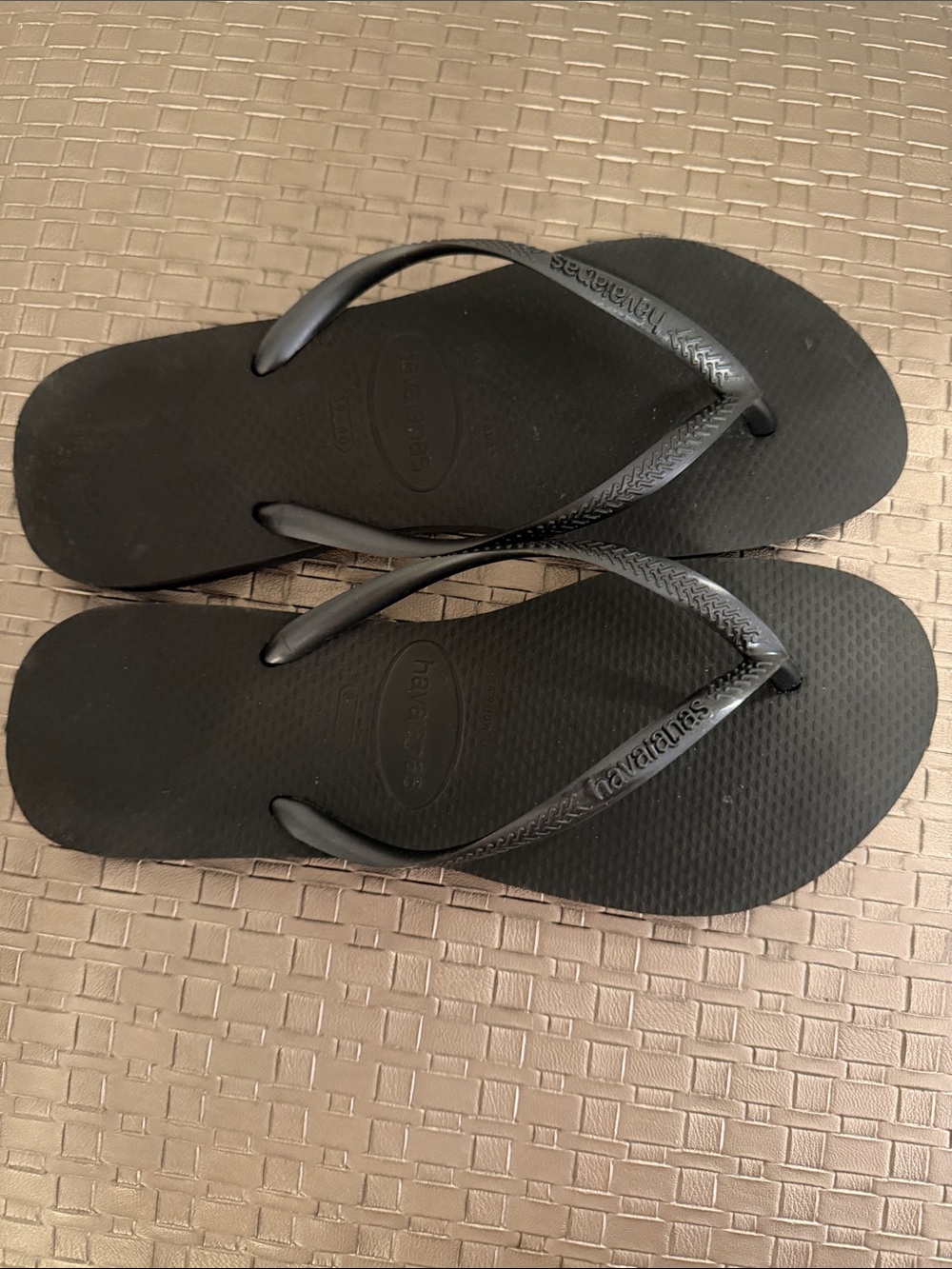 Havaianas Black Slim Flip Flops with Textured Straps